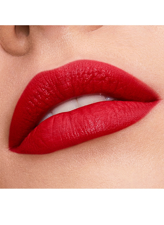 Pure Color Explicit Silk Matte Lipstick