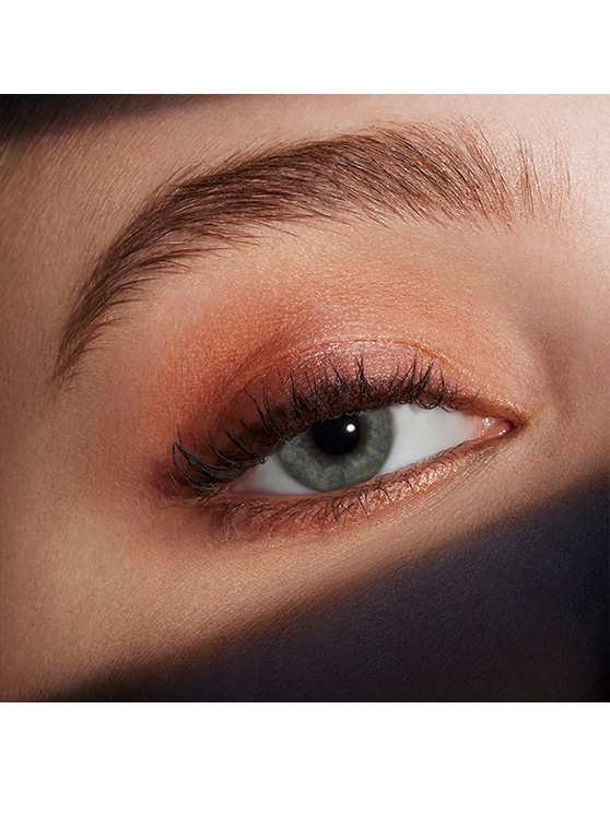 Pure Color EnvyLuxe Eyeshadow Quad, Rebel Petals